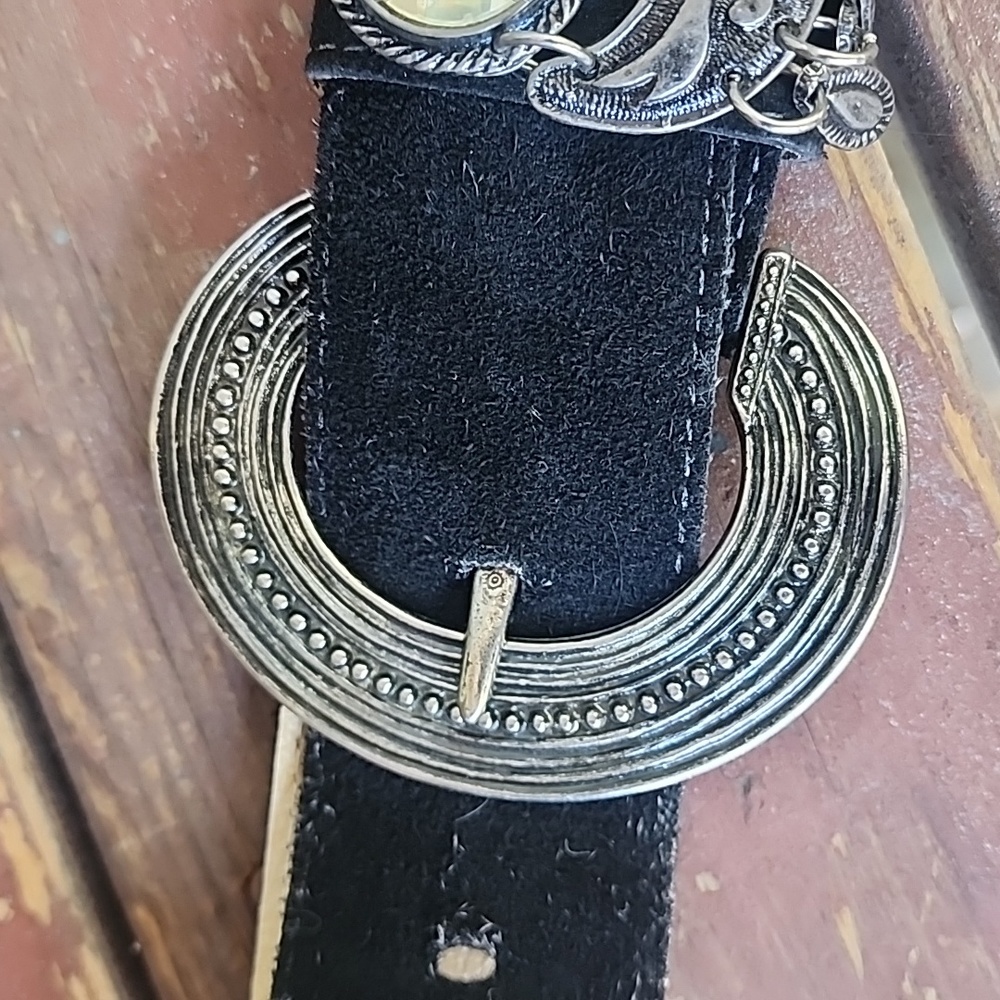 Western Boho Suede Metal Rhinestone Chunky Belt - Picture 2 of 11